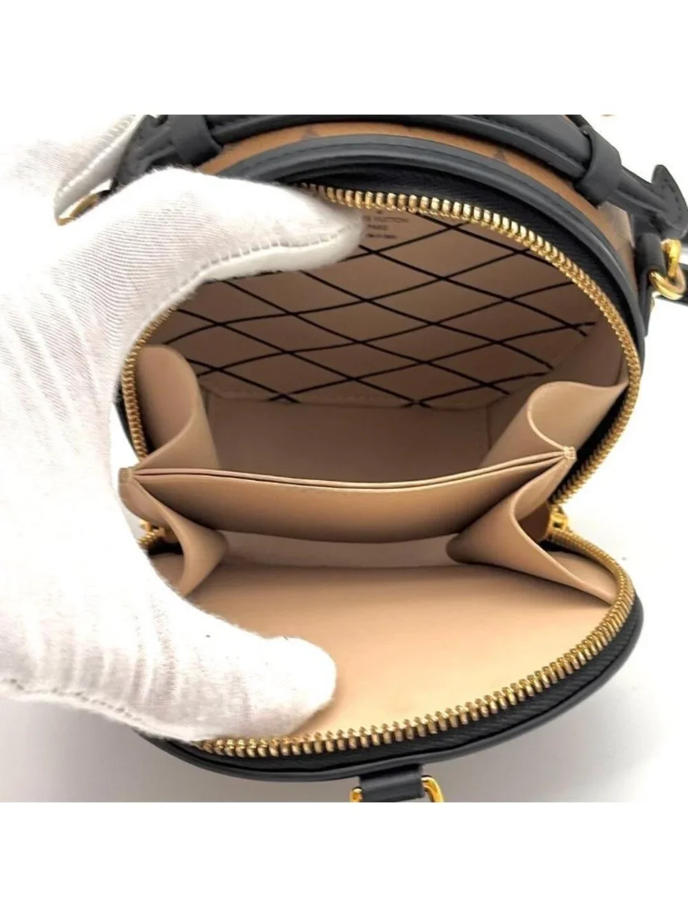 Louis Vuitton Shoulder Bag Monogram Mini Boite Chapeau
